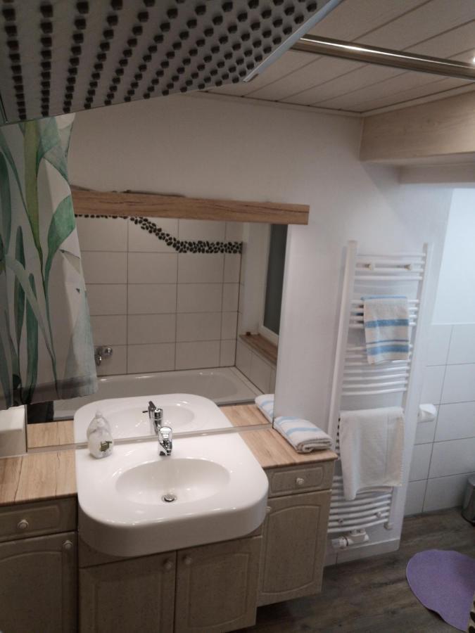 Apartment Auszeit Mit Kueche Viel Ruhe Und Natur Untrasried Exterior foto