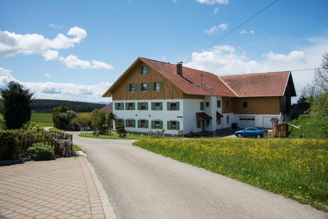 Apartment Auszeit Mit Kueche Viel Ruhe Und Natur Untrasried Exterior foto