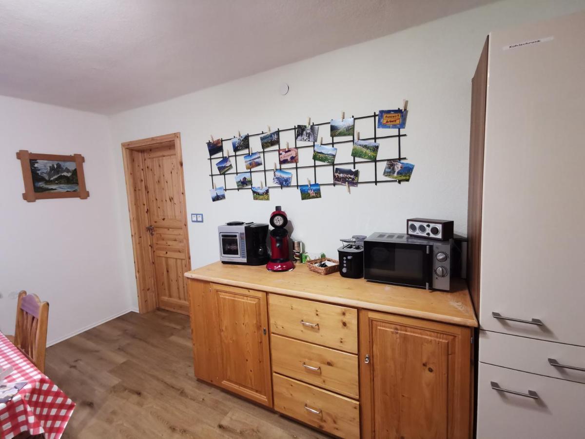 Apartment Auszeit Mit Kueche Viel Ruhe Und Natur Untrasried Exterior foto